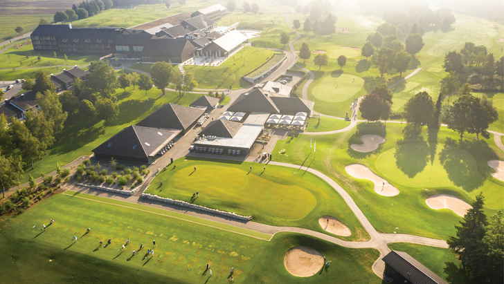 Das 5-Sterne-Superior-Golf- und Wellness-Resort Der Öschberghof in Donaueschingen nach der umfassenden Sanierung 2019.