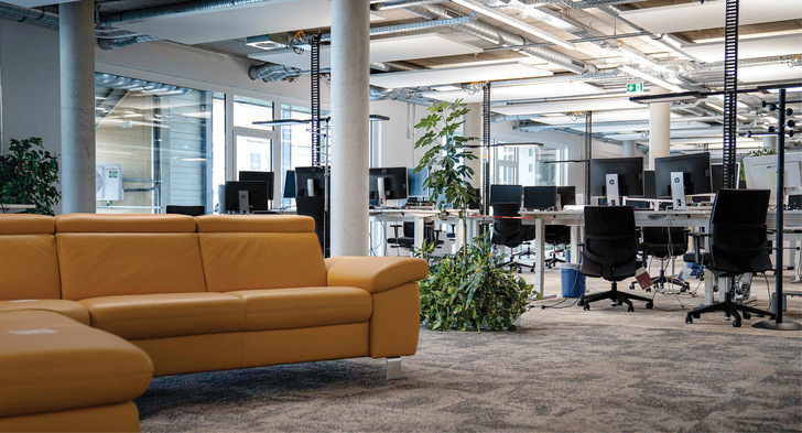 Über 200.000 m ²  erstreckt sich der urbanharbor in Ludwigsburg: ein System von Start-ups der Region, Gastronomie, Einzelhandel und Unterhaltung, das sich bis 2030 zum Ziel gesetzt hat, ­vollständig klimaneutral zu wirtschaften.