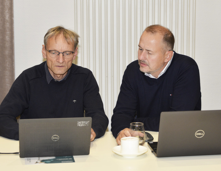 Dr. Ralph Krause (links) und Frank Barnert leiten künftig die neu strukturierte FGK-Arbeitsgruppe 04 Raumklima. - © FGK
