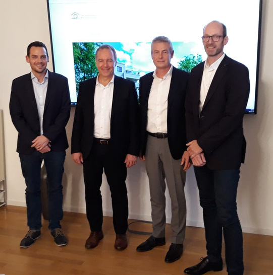 Der neue, erweiterte Vorstand des VFW (von li.): Oliver Schmitz (getAir), Christian Bolsmann (OneLife, Vorstandsvorsitzender VfW), Peter Schwarz (Daikin), Tobias Geibel (Stiebel Eltron). Fehlend: Jürgen Leppig, GIH e.V.