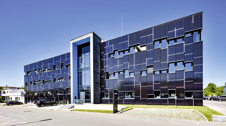 Die Mader GmbH & Co. KG in ­Leinfelden-Echterdingen ist ein Systemhaus für Komplett­lösungen zur Druckluft­erzeugung und ­-anwendung.