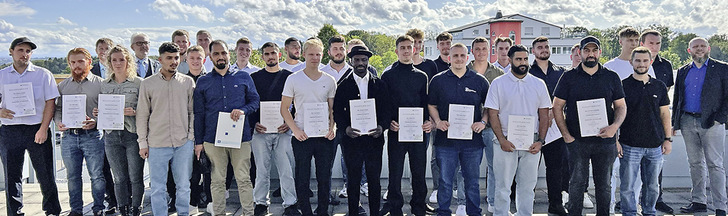 54 neue Gesellinnen und Gesellen waren in Baden-Württemberg zur Lossprechungsfeier geladen.