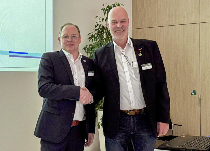  Neuer und alter Bundesinnungsmeister. V. l.: Björn Sielaff und Heribert Baumeister