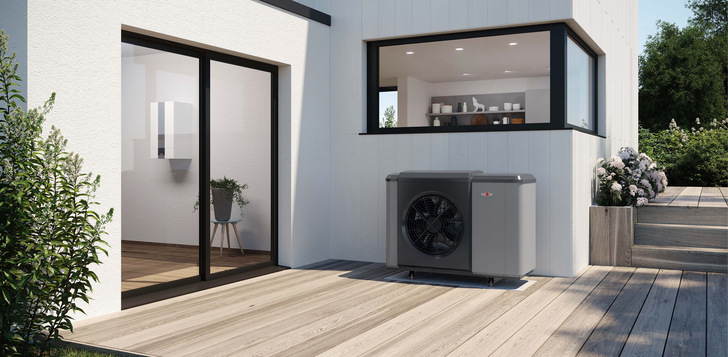 Moderne Luft-/Wasser-Wärmepumpen wie die CHA-Monoblock von Wolf mit R290-Kältekreis arbeiten nachhaltig und energieeffizient.