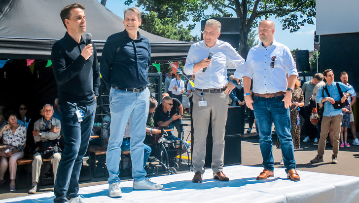 Sie eröffneten die Jubiläumsfeier am GEA HRT-Standort Berlin (v. li.):Kai Becker, Leiter der Division Heating & Refrigeration Technologies, Tom Trinkaus, Standortleiter Berlin und Halle, Thomas Strotkötter, Leiter der Geschäftseinheit Compression Technologies und Andre Krychowski, Leiter Finanzen der Geschäftseinheit Compression Technologies.