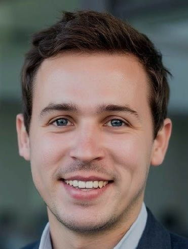 Seit dem 1. September 2025 ist Janik Schröder Sales Manager Industrial D-A-CH-NL von Carel Deutschland.