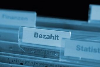 Aus Höflichkeit in den Bankrott?