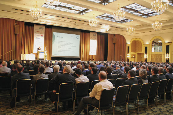 Zur Jubiläumstagung des DKV kamen 705 Teilnehmer, darunter ca. 130 Studenten