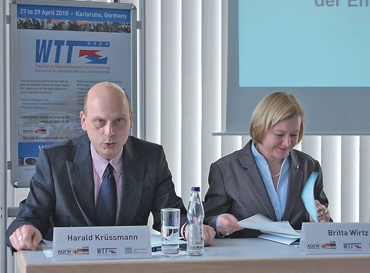 Sind mit dem bisherigen Anmelde­volumen für die WTT-Expo sehr zufrieden: Veranstalter Harald Krüssmann (Publico Publications) und Britta Wirtz (KMK)