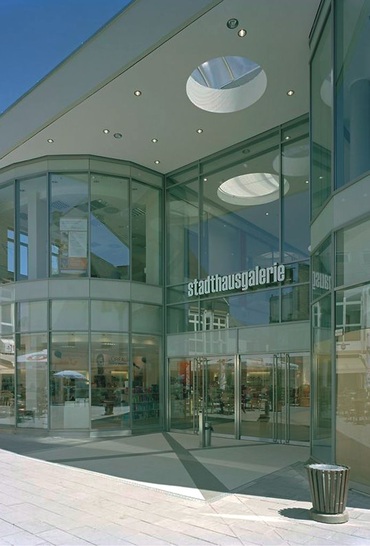 In der Stadthausgalerie in Andernach am Rhein sorgt seit März 2009 das Bauersystem für frische Luft