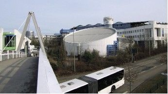 Für das gesamte Universitätsgelände hält die Kälteversorgung rund 5 MW Kühlleistung vor