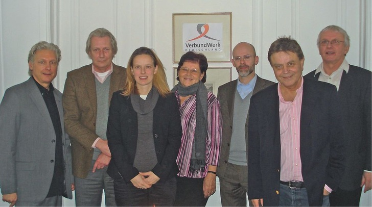 Volker Geyer, Mitglied, Thomas Herzog, Vorstandsvorsitzender, Daniela Watzke, Genossenschaftsverband, Hiltrud Zimmermann, Vorstandsmitglied, Ralph Schlüter, Vorstandsmitglied, Holger Bock, Teilnehmer Gründungsversammlung, Helmut König, Mitglied (v. l.)