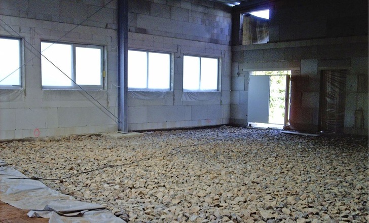 Bild 1: Oberer Abschluss des Speichers.