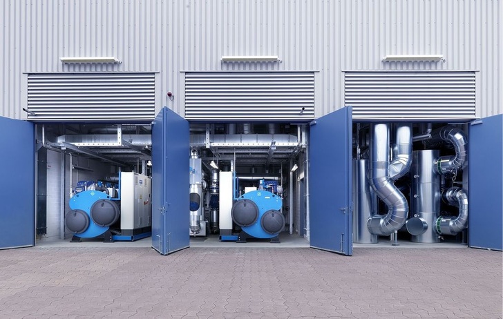 Das Herzstück des geothermischen Heizkonzepts bei Mercedes-Benz in Rastatt bilden zwei Quantum-Kältemaschinen von Cofely Refrigeration mit einer Wärmeleistung von jeweils 1 807 Kilowatt .