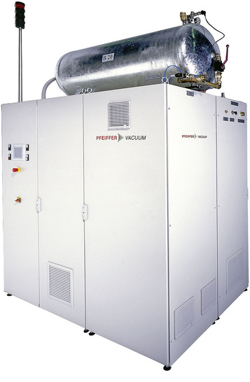 Bei der Kessel-Rückgewinnung wird das Helium direkt in einen Druckkessel mit konstantem Volumen vorverdichtet, wobei der Druck darin stetig ansteigt.