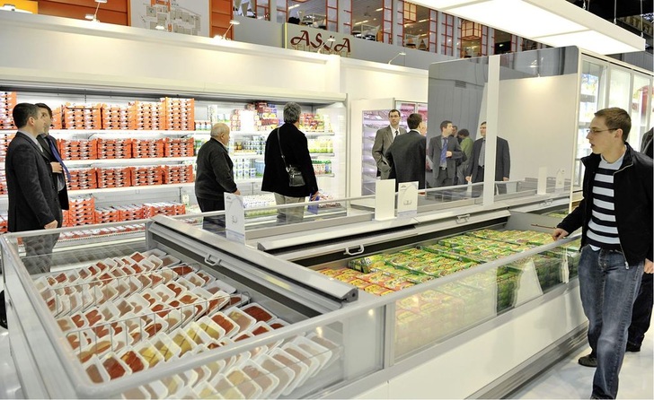 Kühlmöbel werden bei der EuroShop 2014 wegen der wachsenden Bedeutung dieses Segments, der Energie- und Umweltdiskussion sowie aus Gründen der Wirtschaftlichkeit im Mittelpunkt stehen.