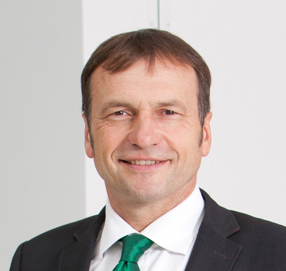 Helmut Meyer ist der neue Chief Sales and Marketing Officer bei Bitzer.