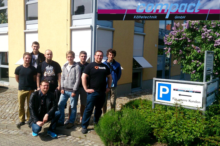 Auszubildende trainieren Prüfungssituationen und erleben CO2-Schulungsanlage