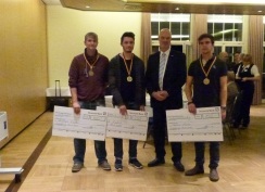 Heribert Baumeister mit den diesjährigen Siegern des Bundesleistungswettbewerbs