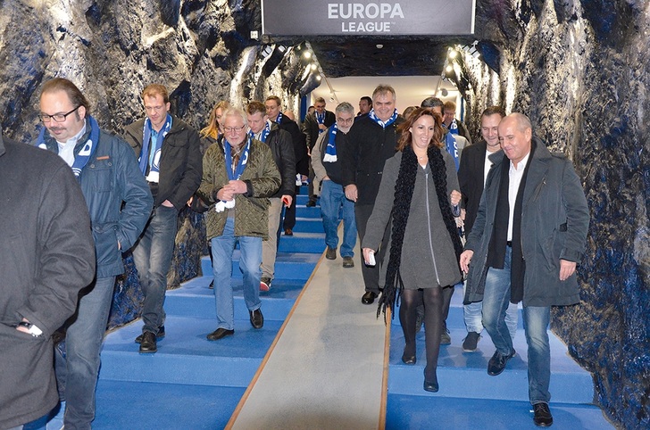 Hisense Erfahrungsaustausch auf Schalke