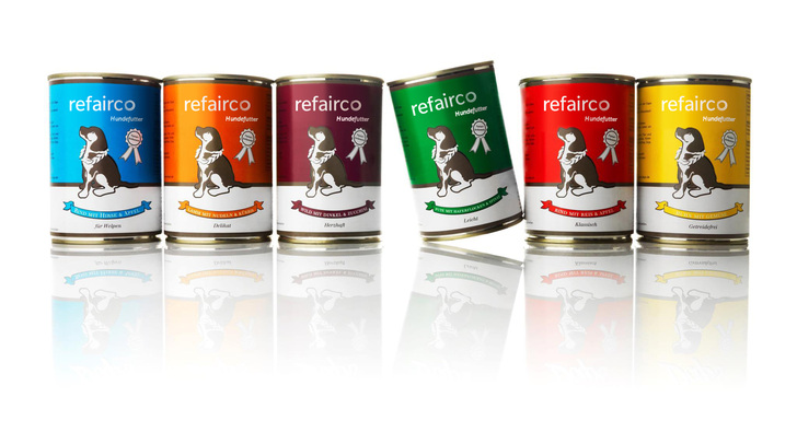Mit sechs Geschmacksrichtungen startet Refairco Hundefutter in den Markt und ist exklusiv bei Fischer Kälte-Klima erhältlich. - © Fischer
