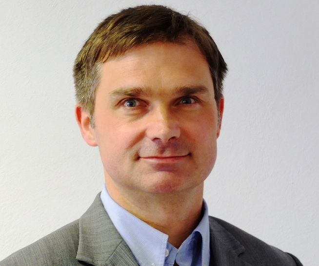 Dr. Jens Lampert verstärkt das Dozententeam