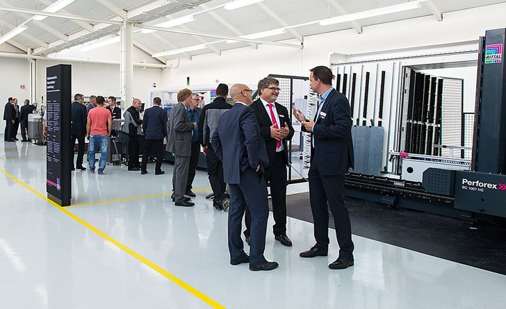 Steuerungs- und Schaltanlagenbau 4.0 zum Anfassen