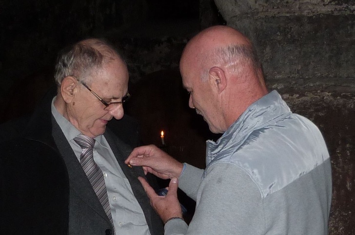 Goldene Ehrennadel für Emil Esser