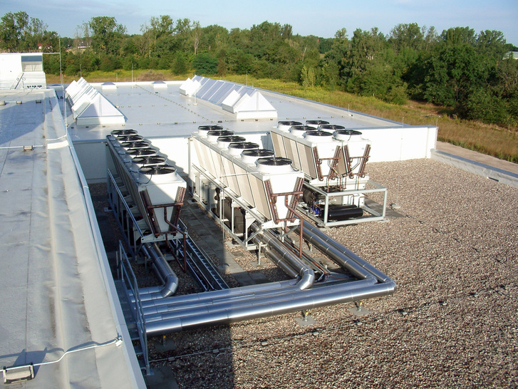 Größere Klimaanlagen müssen alle zehn Jahre energetisch inspiziert werden.