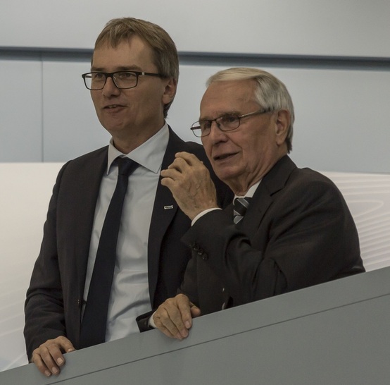 Gerhard Sturm übergibt an Sohn Ralf Sturm