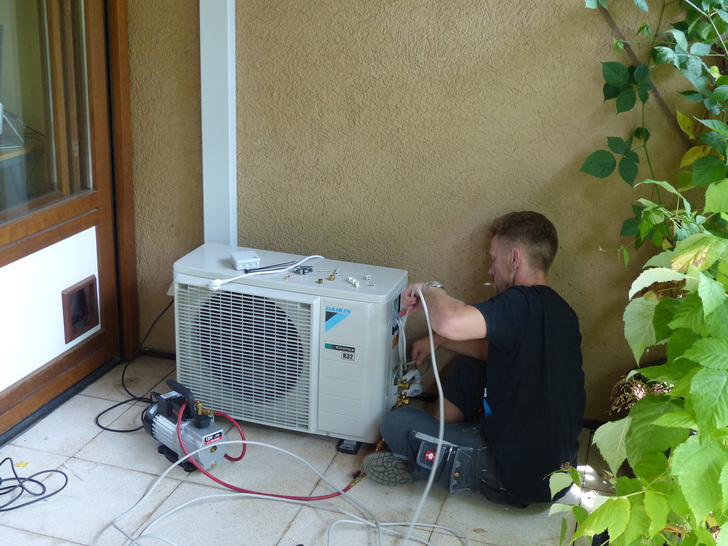 Einbau einer Mono-Split-Anlage