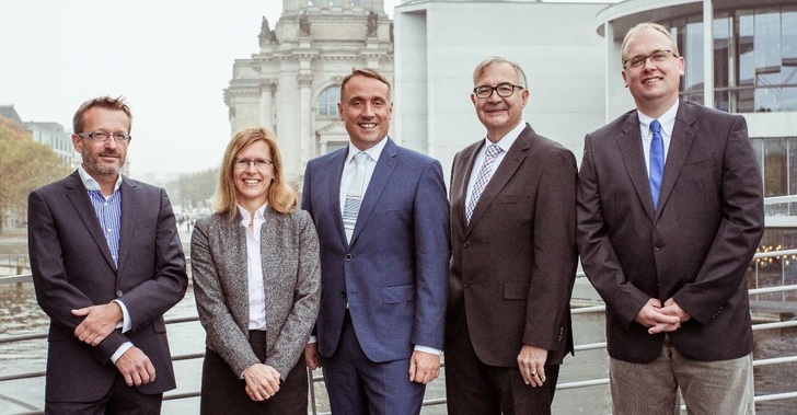 Der neue Vorstand des VfW (v.l.n.r.): Dr. Volkhard Nobis, Annett Wettig, Till Reine, Peter Paul Thoma, Carsten Dittmar.