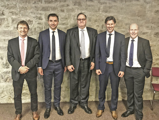 (v.l.): Günther Mertz, Geschäftsführer, stellv. Vorsitzender Christian Weger, Vorsitzender Andreas von Thun, stellv. Vorsitzender Udo Ranner, bisheriger Vorsitzender Frank Ernst.