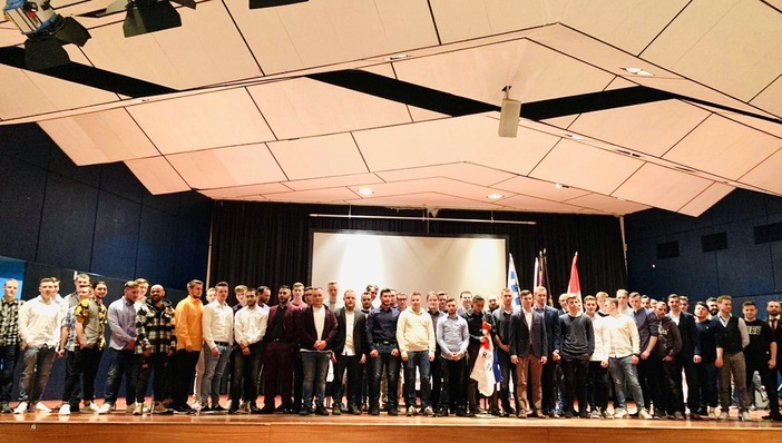 Frischgebackene Mechatroniker für Kältetechnik in Baden-Württemberg