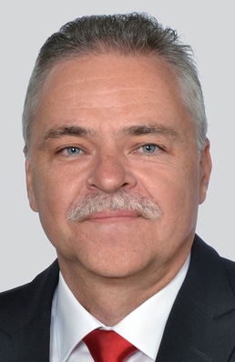 Holger Macht ist im Flächenaußendienst für Sachsen tätig.