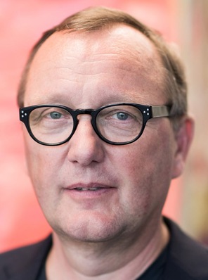 Karl-Heinz Land, Digitalexperte und Keynote-Speaker, beschreibt am 21. April aus seiner Sicht, wie sich Wirtschaft, Gesellschaft und Handwerk nach der Pandemie verändern werden.