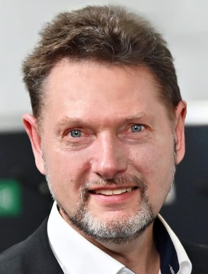 Michael Weller verstärkt den Hallenspezialist Schwank in dessen Klimatechnik-Sparte.