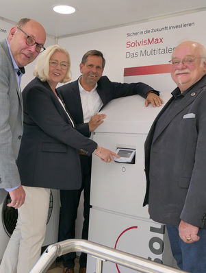 Kammerpräsident Eckhard Stein, Kammervizepräsidentin Irene Lammers, Landesminister Olaf Lies, Obermeister Volker Girschner