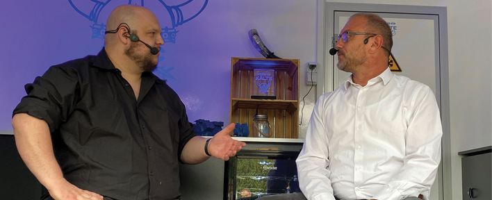 Anfangs noch etwas zögerlich spricht Thorsten Schäfer über seinen Werdegang,