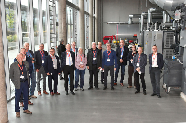 Teilnehmer der 96. Tagung des AK Klimatechnik bei Viessmann in Allendorf.