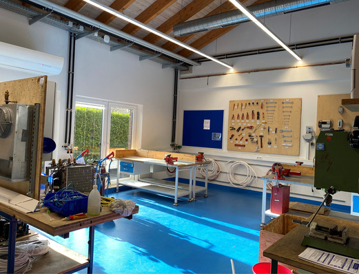  In der Lehrwerkstatt wird realitätsnah ausgebildet.