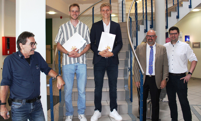 Einser-Gesellen Hülsmann (li) und Niebuhr (re)