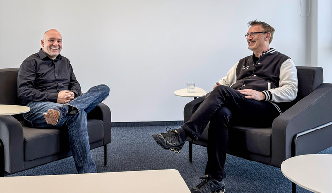 Christian Funke vvon Daikin (links) erzählt seinen Lebensweg.
