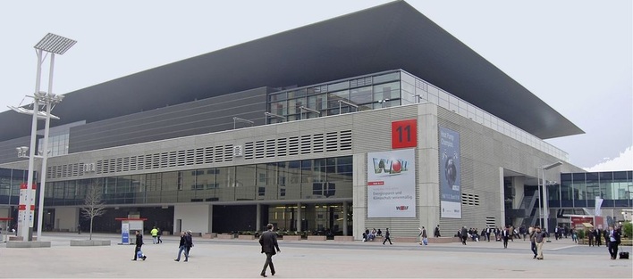 Die Aussteller der erstmals in der Messehalle 11 untergebrachten &bdquo;Aircontec&ldquo; fühlten sich am neuen Standort wohl und waren überwiegend zufrieden trotz Randlage und damit verbundenen langen Anmarschwegen für die Besucher.