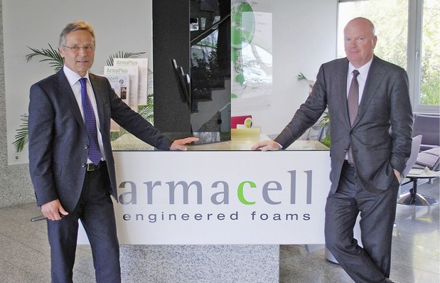 Hans Bolliger, Executive Vice President Global Insulation, und Dr. Stephan Kessel, President und CEO der Armacell International Holding, im Gespräch mit der KK.