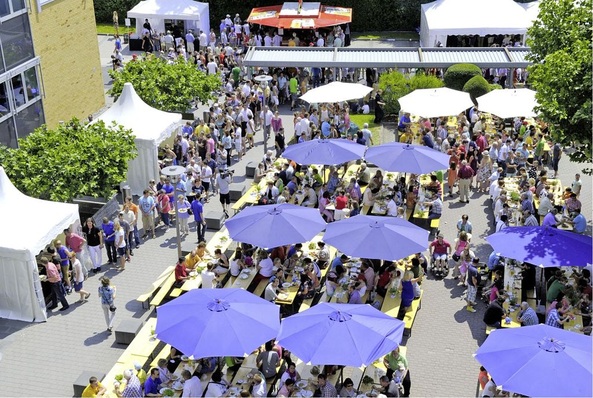 Beim Fest anlässlich des 50-jährigen Jubiläums von ebm-papst herrschte eine ausgelassene Stimmung.