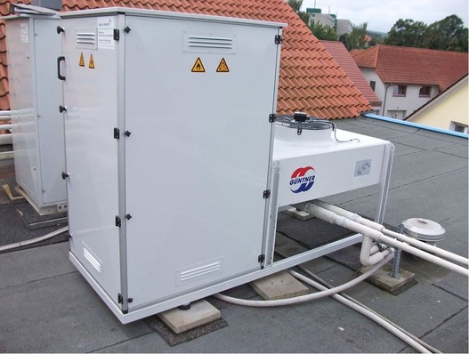 Die Aufstellung auf dem Dach der Stadtverwaltung Lübbecke entspricht den Sicherheitsanforderungen für Propananlagen.