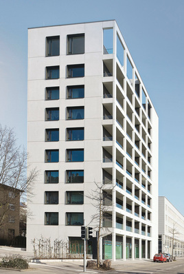 Ein Viessmann Eisspeicher mit zwei angeschlossenen Wärmepumpen Vitocal 300-G bildet das Herzstück des energetischen Konzepts im Hochhaus am Pforzheimer Hauptbahnhof.