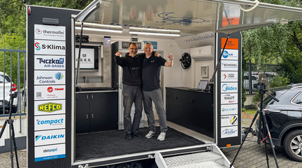 Kreativität ist nicht nur in der Medienbranche gefragt. Im Fallbeispiel wurden die Kühlregister kurzerhand auch zum Heizen mit genutzt und damit konnte die gewünschte Leistung bei niedrigerem Vorlauf erreicht werden.